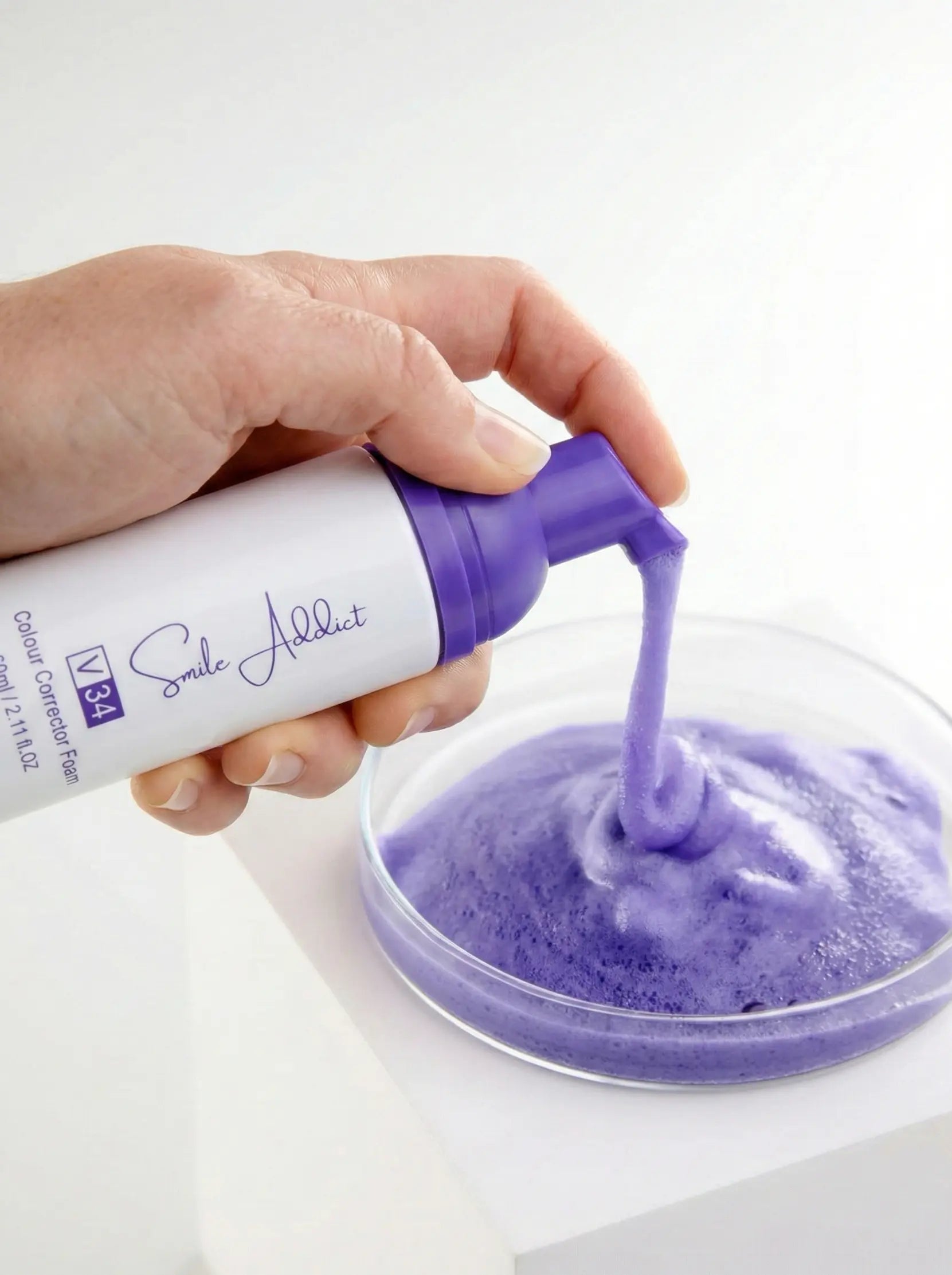 Mousse Blanchissante Smile Addict V34 – Correcteur de Couleur Instantané Smile Addict