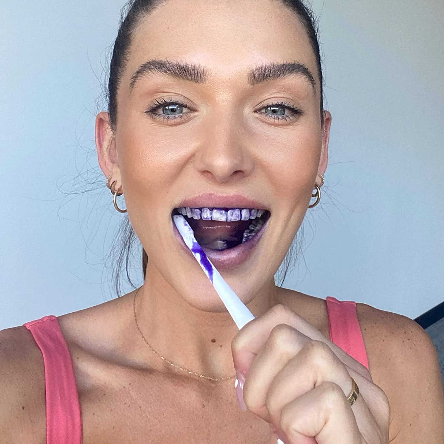 CORRECTEUR DE COULEUR - Serum "magique" blanchissant violet 30ml 🌟 Addict Smile