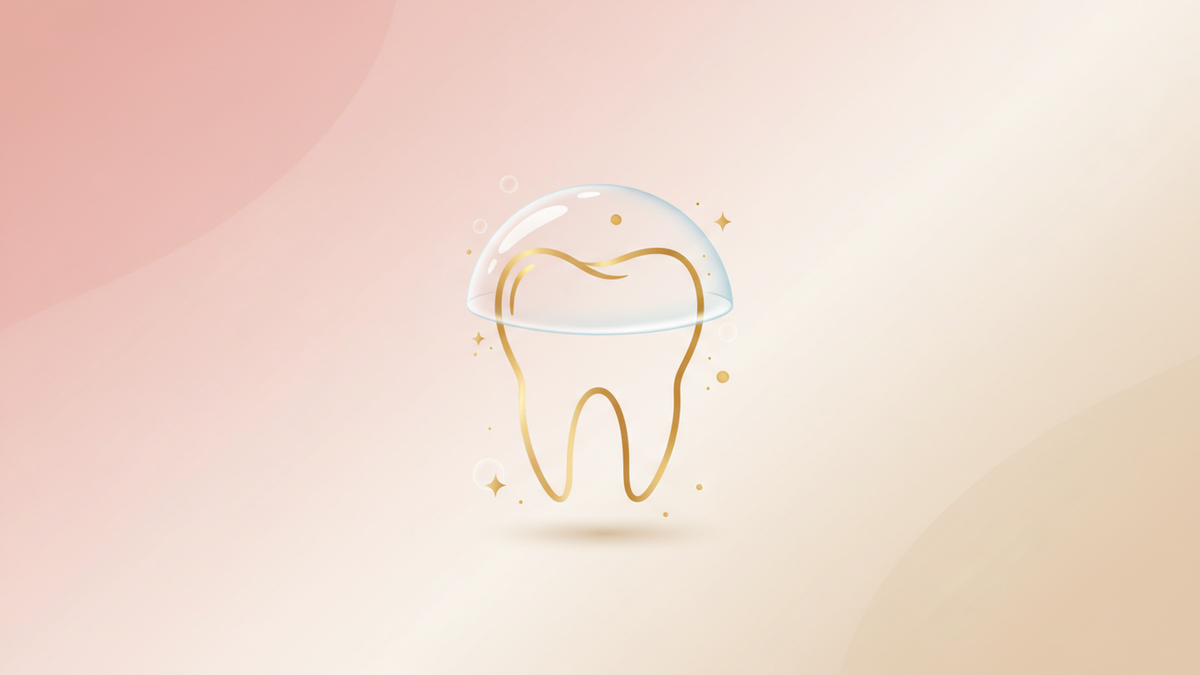 Illustration éditoriale Smile Addict, dent stylisée avec coque translucide, gouttiere de blanchiment dentaire