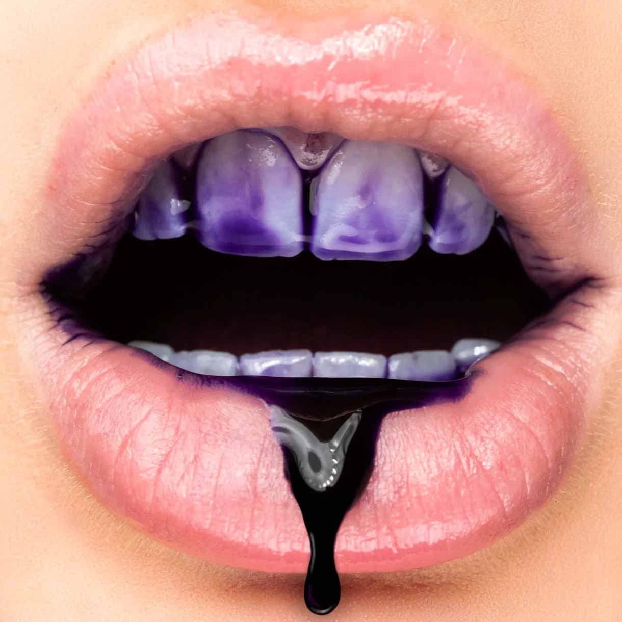 CORRECTEUR DE COULEUR - Serum "magique" blanchissant viole — vue 8 | Smile Addict